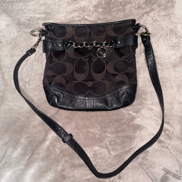 Coach Signature Canvas and Leather Black and Brown Crossbody shoulder Bag - Picture 2 of 10